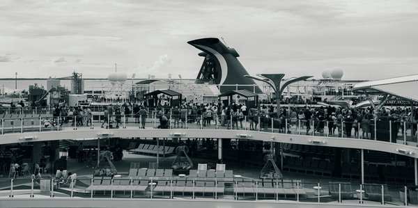 Plongez dans l'Aventure Écologique en Louant Votre Caravane Idéale !